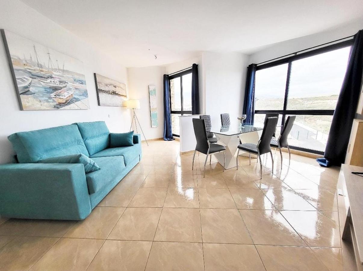 Ocean Blue, Next To The Ocean, Fast Wi-Fi Apartment Los Abrigos Bagian luar foto