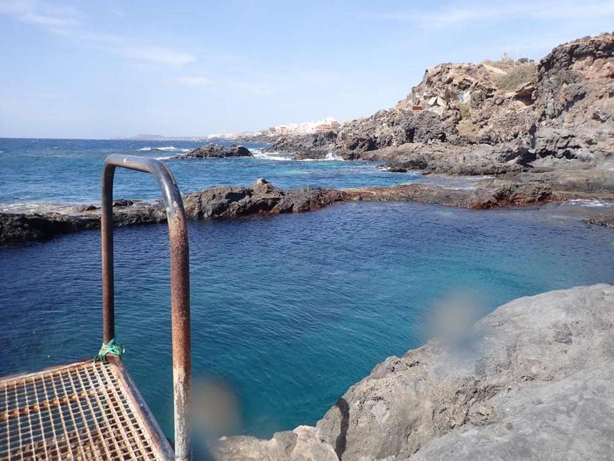Ocean Blue, Next To The Ocean, Fast Wi-Fi Apartment Los Abrigos Bagian luar foto